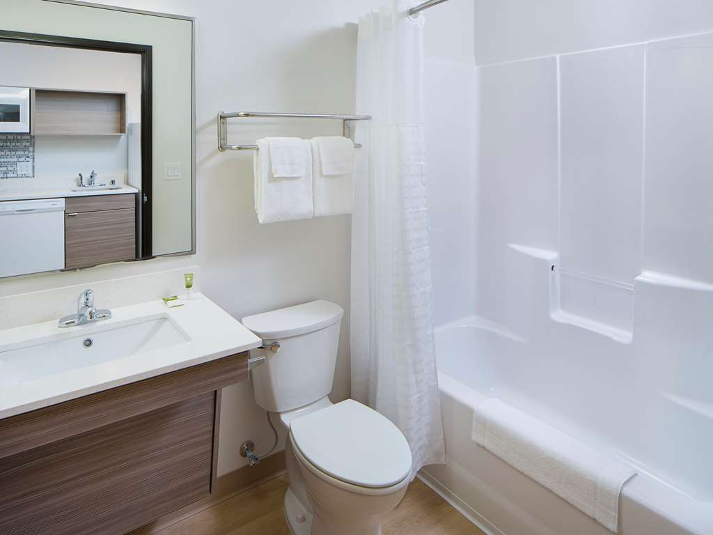 Woodspring Suites Seattle Эверетт Номер фото