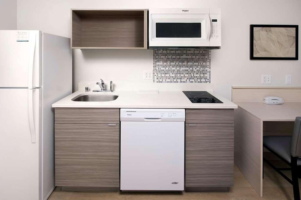 Woodspring Suites Seattle Эверетт Номер фото